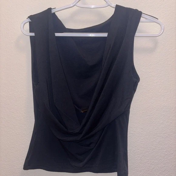 Abercrombie & Fitch Black Low Back Top - Picture 5 of 11